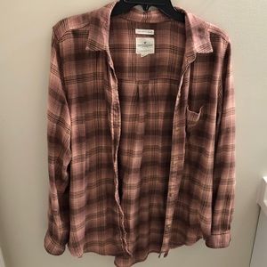 AMERICAN EAGLE BOYFRIEND FIT FLANNEL